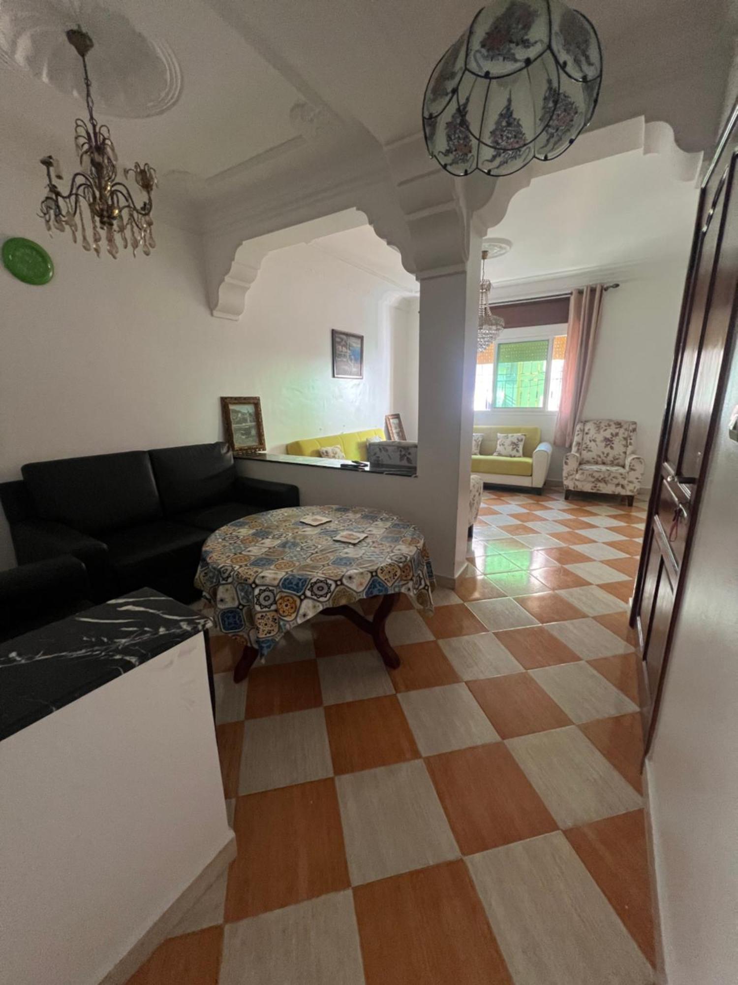 Apartment Basic And Well-kept